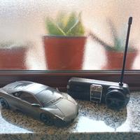 Lamborghini giocattolo radiocomandata