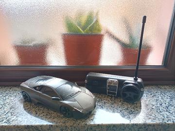 Lamborghini giocattolo radiocomandata