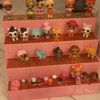 LOL pop up Store con tante bamboline