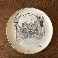 Piatto decorativo chiostro designer Elisa Parini