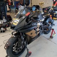 Yamaha R6 race non immatricolata