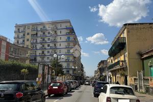 5 LOCALI A SANT'ANASTASIA