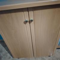 Mobiletto 2 ante noce chiaro