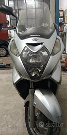 HONDA SILVER WING 600