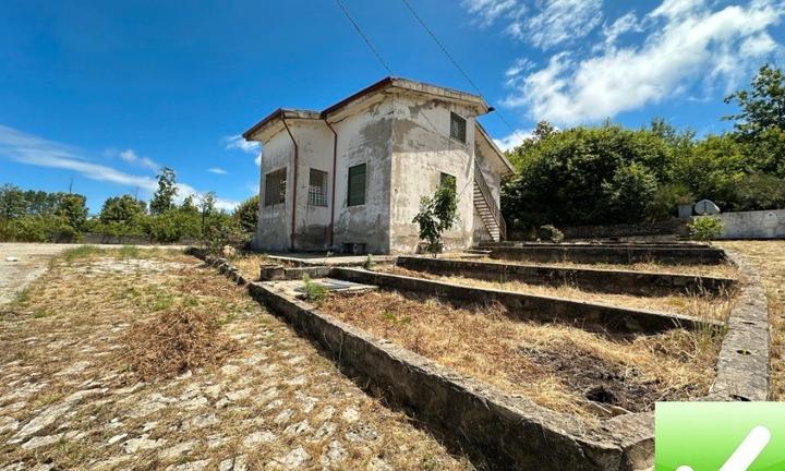Villa Indipendente Immersa Nel Verde Marrappà
