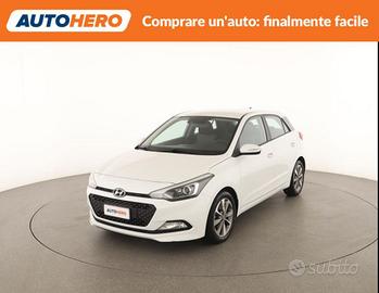 HYUNDAI i20 AK17037