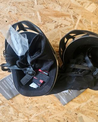 casco da equitazione  