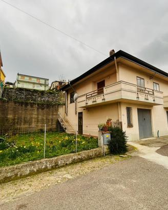 Casa indipendente su due livelli