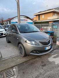 Lancia Ypsilon 1.0 FireFly 5 porte S&S Hybrid Ecoc