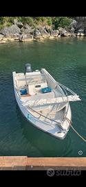 Barca 5m con motore 40cv Yamaha 4 tempi