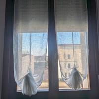 Tende bianche a pacchetto 