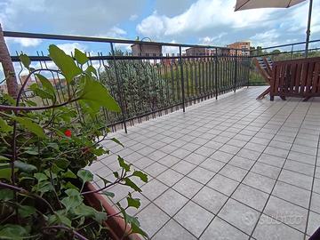 Fidene Trilocale con terrazzo cantina e posto auto