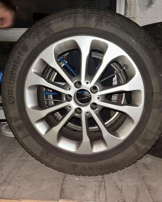 Cerchioni con gomme invernali mercedes
