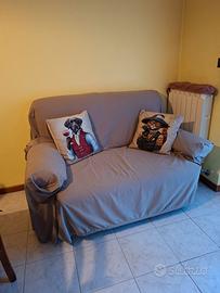 divano SENZA letto non apribile