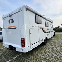 Camper semi-integrale Adria