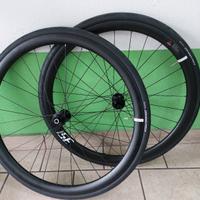 Coppia Ruote Radiale35 Carbonio Disco