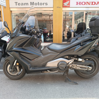 Kymco AK 550