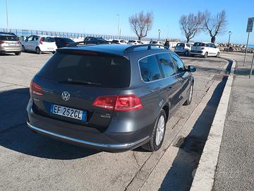 VOLKSWAGEN Passat 7ª serie - 2012