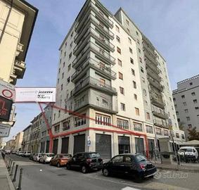 Immobile in asta di 545 m² con 3 locali a Brescia