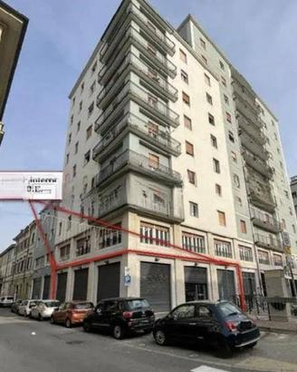 Immobile in asta di 545 m² con 3 locali a Brescia
