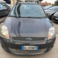 FORD Fiesta 1.2 16V 5p. Ghia senza nessun lavoro