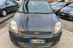 FORD Fiesta 1.2 16V 5p. Ghia senza nessun lavoro