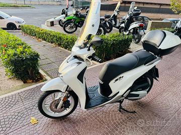 HONDA SH 150 AL PREZZO PIU' BASSO DI ROMA! GARAN