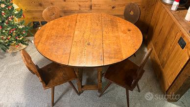 Tavolo antico in legno