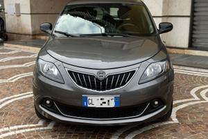Lancia ypsilon gold 2022 1.0 70 cv