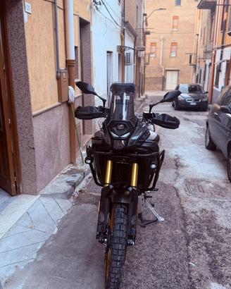 Voge valigo 800 rally