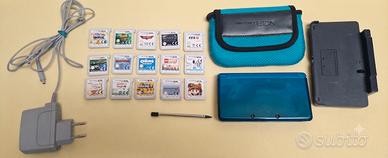 Nintendo 3DS con giochi e accessori