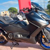 Yamaha T Max 560 - 2024