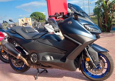 Yamaha T Max 560 - 2024