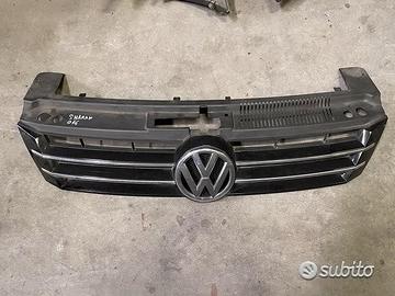 Mascherina Anteriore Per Volkswagen Sharan 2015
