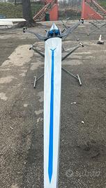 barca da canottaggio f22