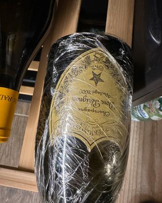 Domperignon 2000 con cofanetto