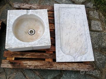 Lavandino di marmo genovese  antico