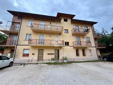 3 LOCALI A SCHEGGIA E PASCELUPO