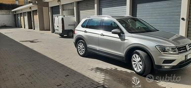 Tiguan  2.0 TDI SCR DSG 4MOTION Business BMT