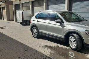 Tiguan  2.0 TDI SCR DSG 4MOTION Business BMT