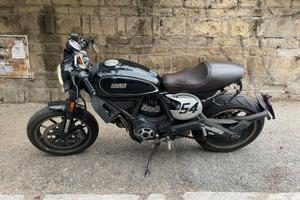 Ducati Scrambler Cafè Racer 800