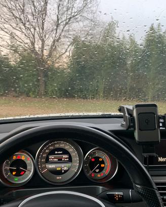 Supporto/caricatore wireless per telefono per auto