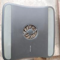 Basetta refrigerante PC portatile.