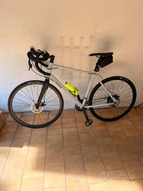 Bici da corsa triban rc120 Taglia L