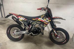 FANTIC MOTARD 50