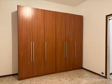 Armadio 6 ante in legno