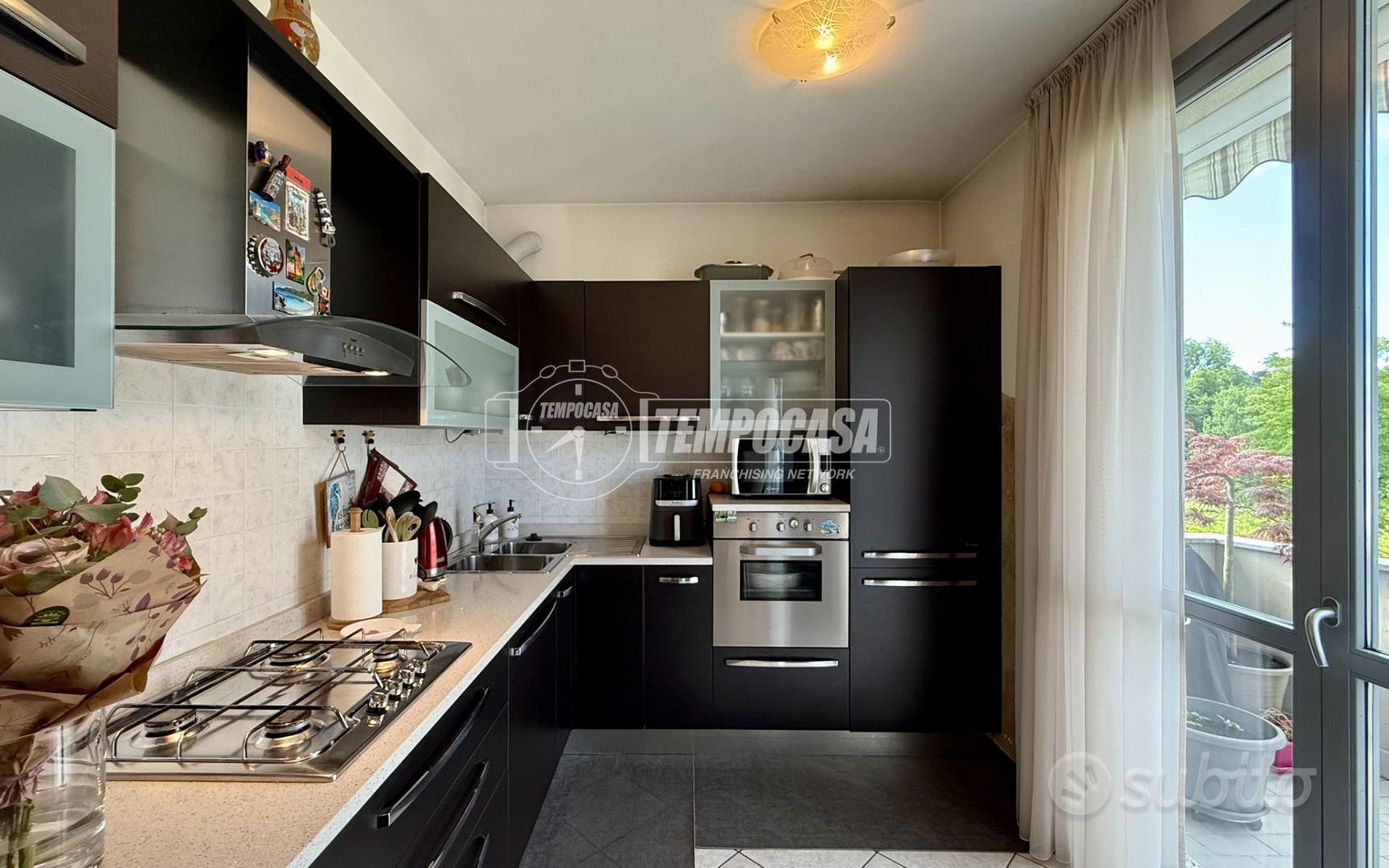 Apartment in Monticello Brianza, Prebone - Altro