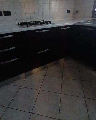 Cucina ad angolo € 400,00 trattabili 