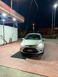 Ford fiesta 1400cc 70cv