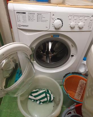 Lavatrice Indesit EWC71252 W/IT/N- 7 kg del 2022.